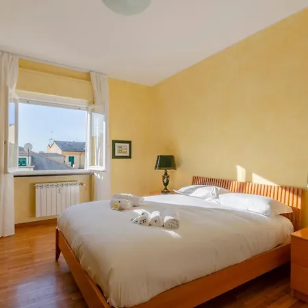 Apartament Altido Apt With Big Terrace On The Coast Of *
