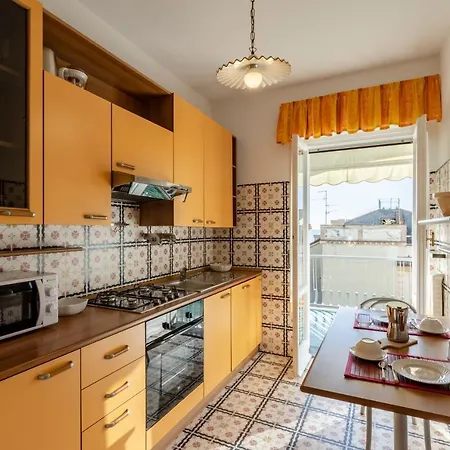 Altido Apt With Big Terrace On The Coast Of Apartament *